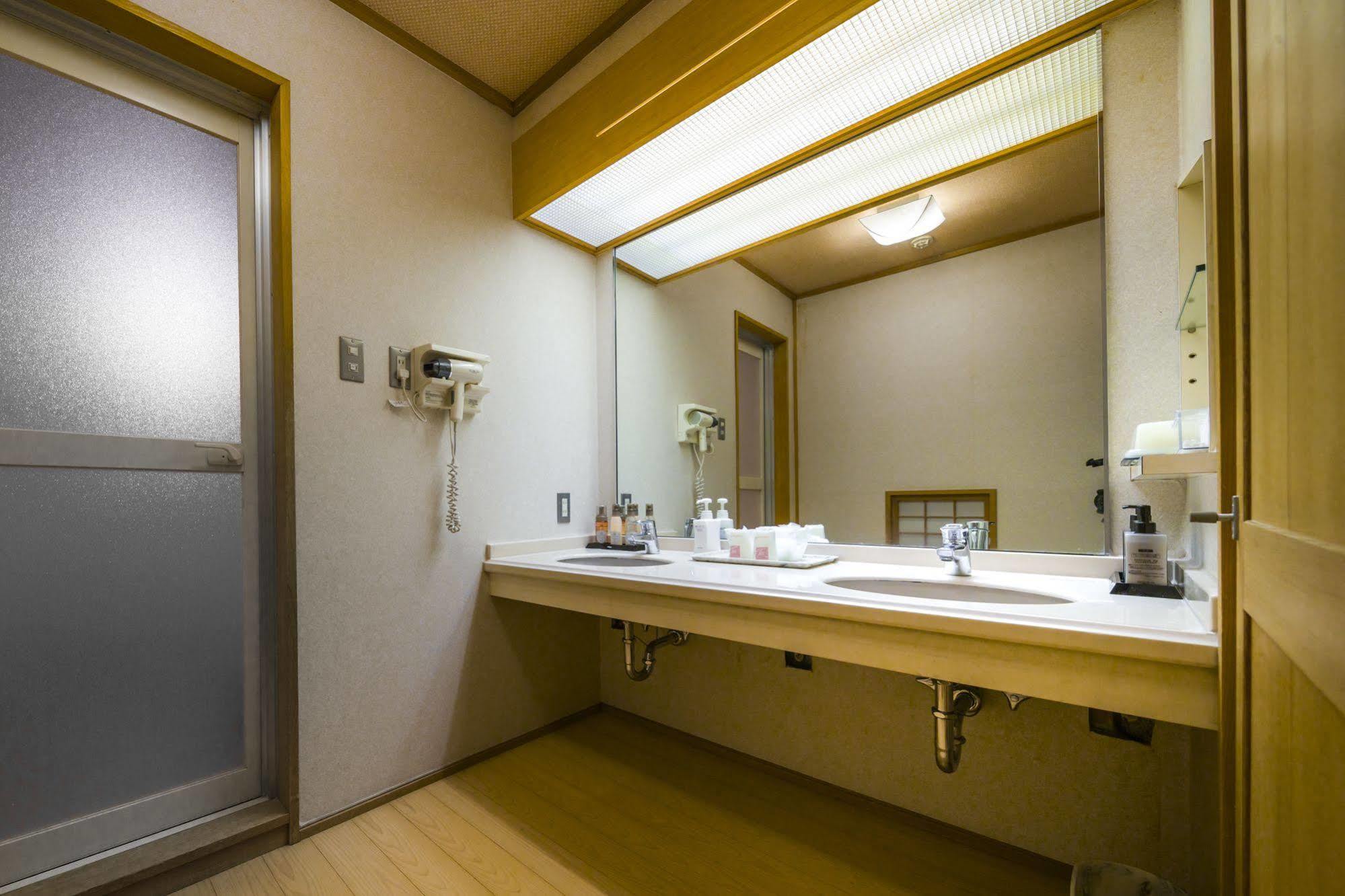 Hotel Kaneyamaen Fudžijošida Exteriér fotografie